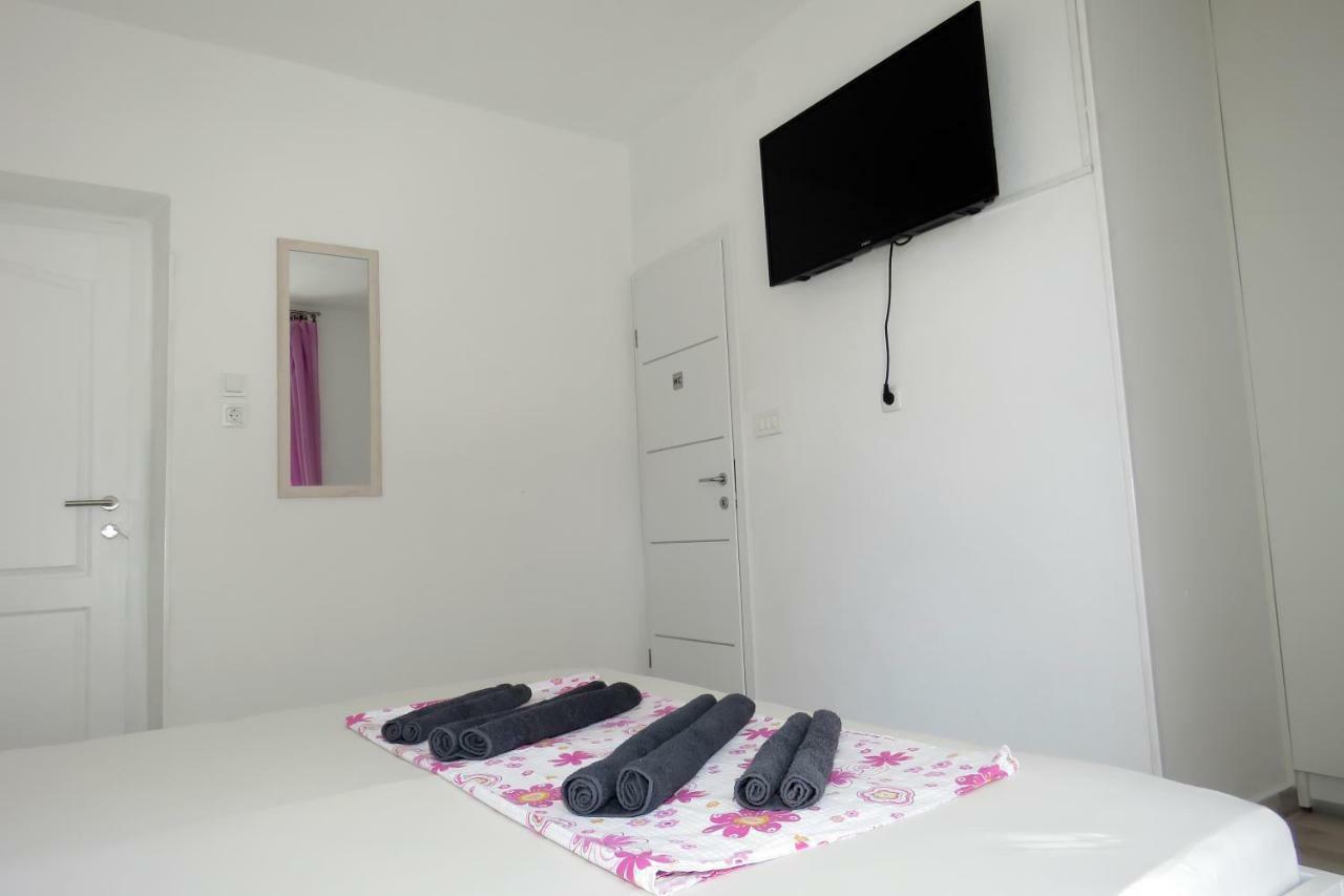 Lux Dalmatia I&R Hotel Makarska Bagian luar foto