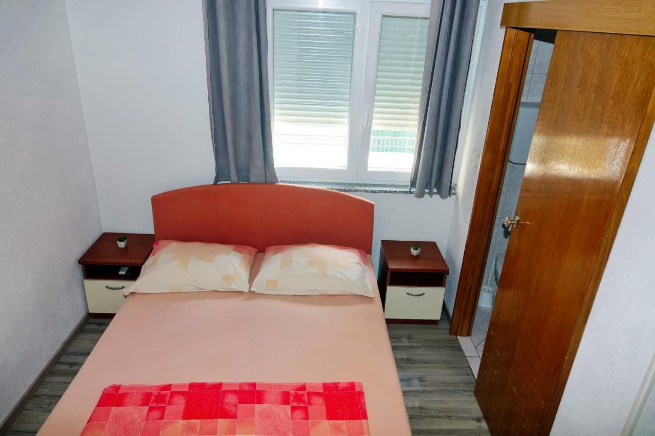 Lux Dalmatia I&R Hotel Makarska Bagian luar foto